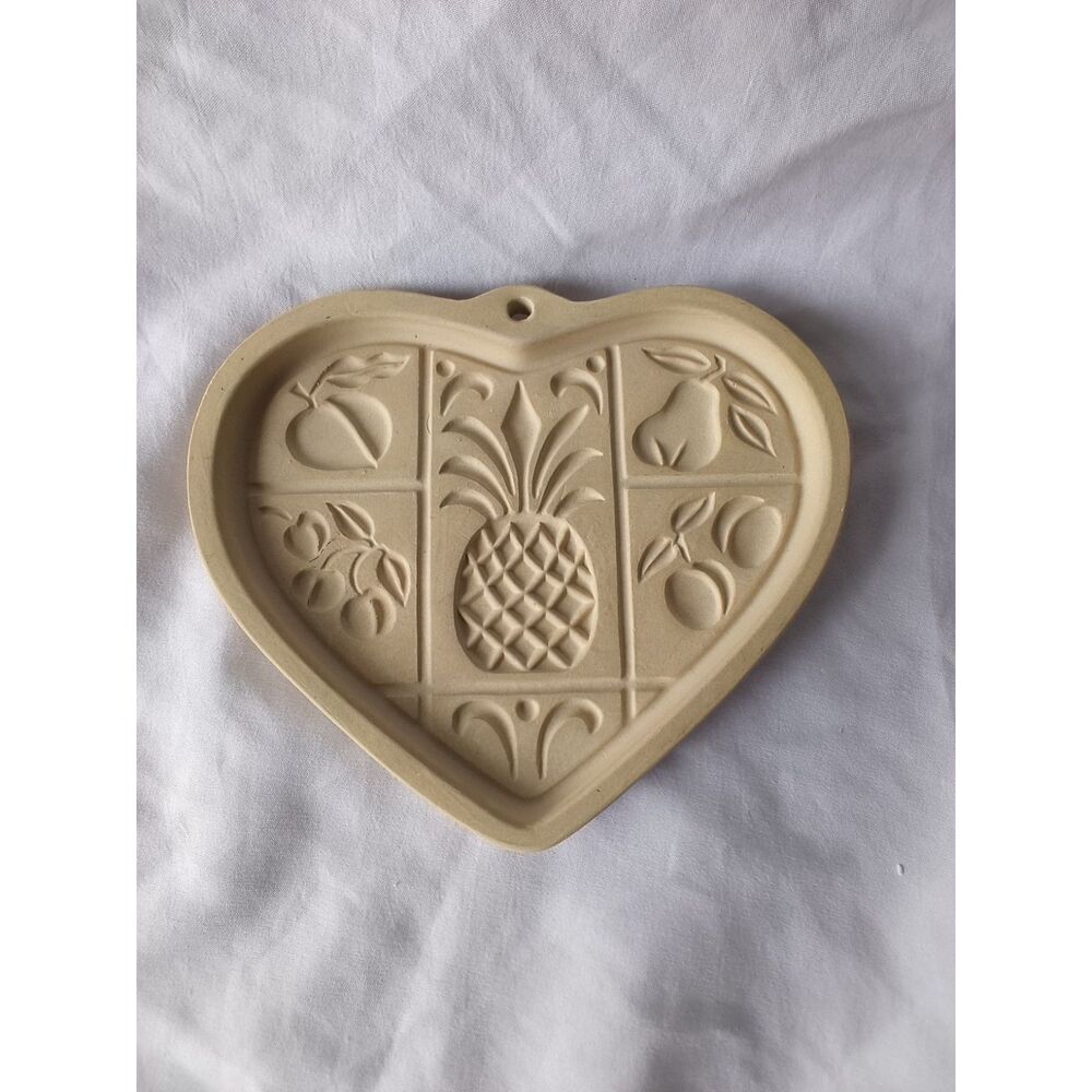 Vintage 2001 Pampered Chef Clay Cookie Mold